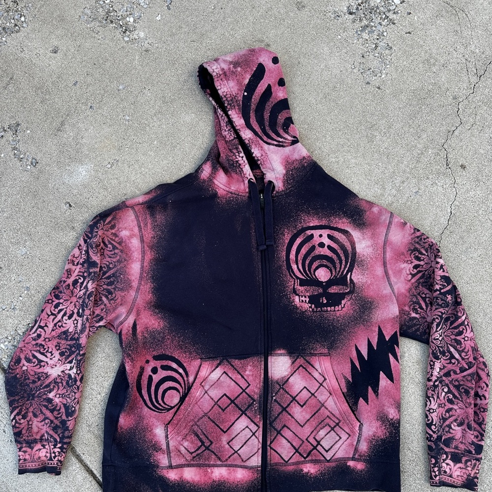 Custom Bassnectar zip up hoodie with Grateful Dead stealy on the hood
